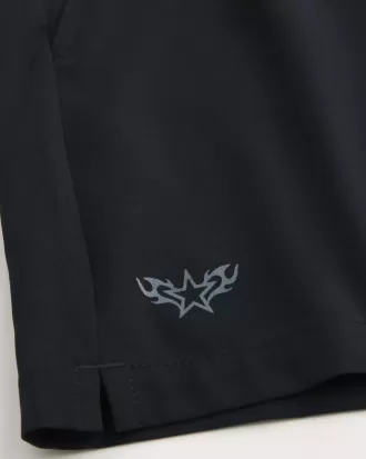 Active-Shorts mit Logo bis zur Mitte des Oberschenkels
