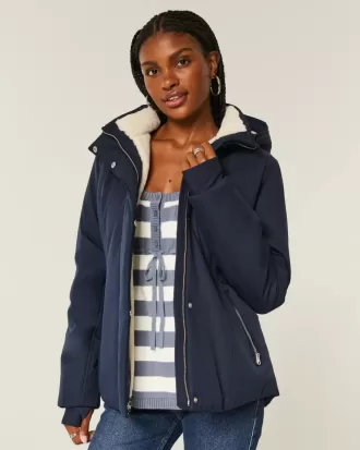 Allwetterjacke mit Kunstpelzfutter