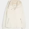 Allwetterjacke mit Kunstpelzfutter