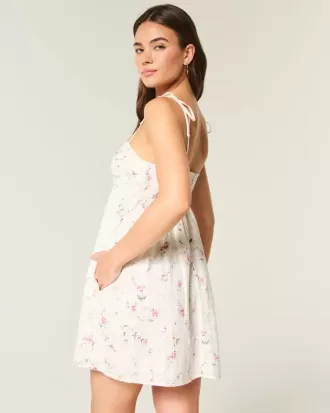 Babydoll-Minikleid mit Bindeträgern