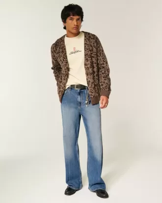 Baggy-Bootcut-Jeans im Waschmittelton