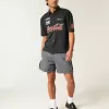Baggy-Fußballshorts bis zur Mitte des Oberschenkels
