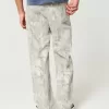 Baggy-Jeans mit Camouflage-Muster