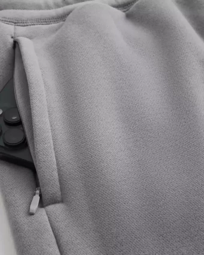 Baggy-Jogginghose mit Würfel-Grafik
