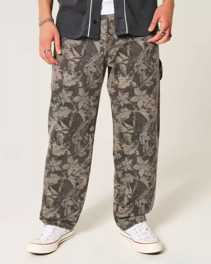Baggy-Malerjeans im Camouflage-Design