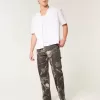 Baggy-Malerjeans mit Camouflage-Muster