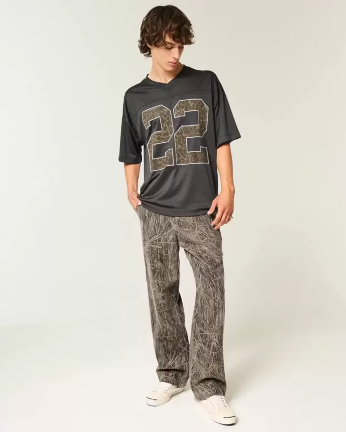 Baggy-Malerjeans mit Camouflage-Muster