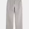 Baggy-Malerjeans mit Eisenbahnstreifen