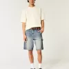 Baggy-Malershorts aus Denim in mittlerer Waschung Baggy-Malershorts aus Denim in mittlerer Waschung