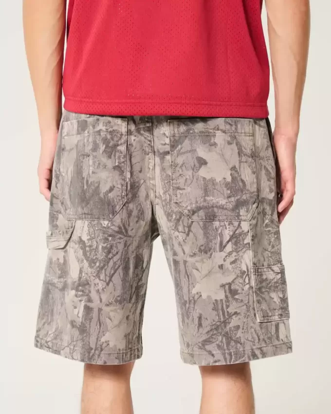 Baggy-Malershorts aus Denim mit Camouflage-Muster