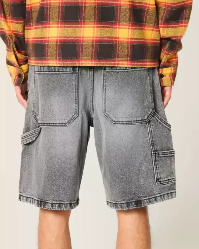 Baggy-Malershorts aus verwaschenem schwarzem Denim