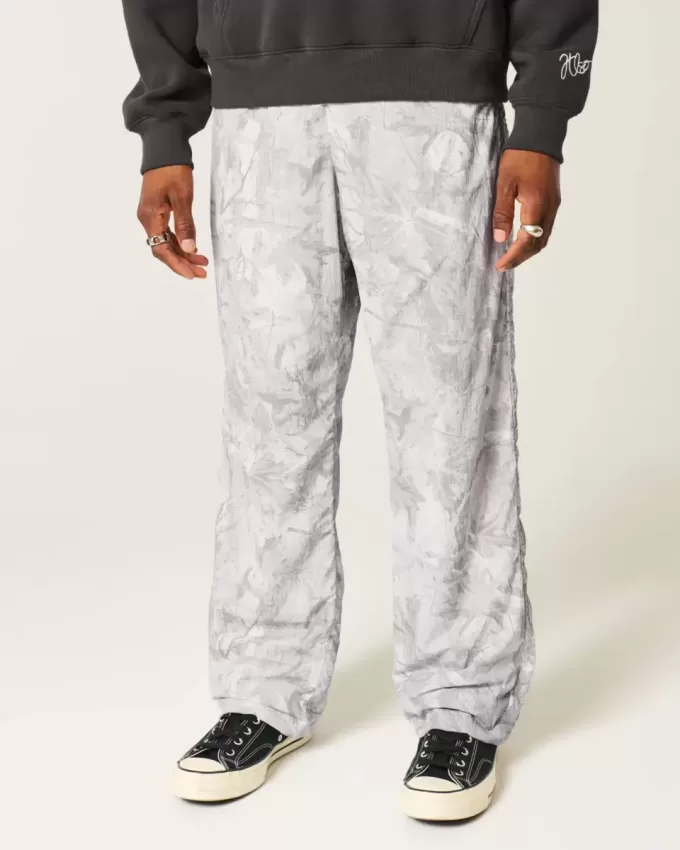 Baggy-Trainingshose mit Camouflage-Muster