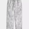 Baggy-Trainingshose mit Camouflage-Muster
