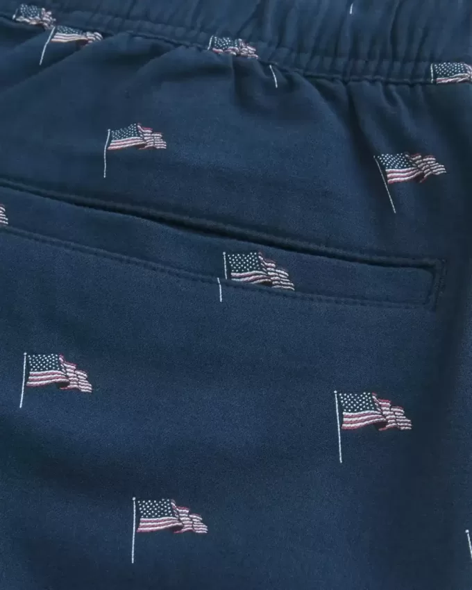 Über dem Knie geschnittene Shorts aus Leinenmischung mit Muster Über dem Knie geschnittene Shorts aus Leinenmischung mit Muster