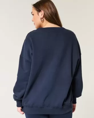 Übergroßes Sweatshirt mit UCLA-Grafik und eingekerbtem Ausschnitt
