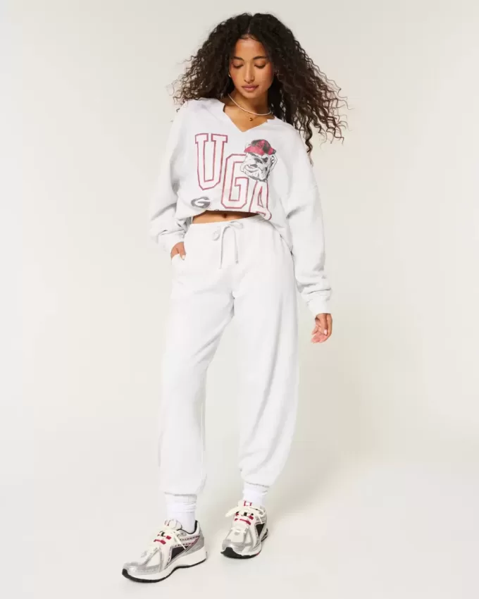 Übergroßes UGA Dawgs-Sweatshirt mit Grafik und eingekerbtem Ausschnitt Übergroßes UGA Dawgs-Sweatshirt mit Grafik und eingekerbtem Ausschnitt
