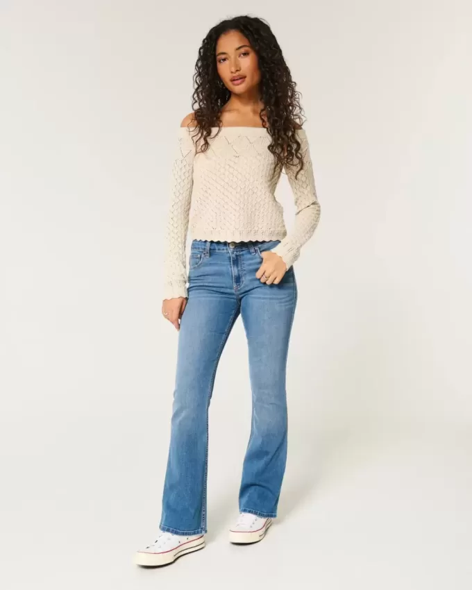 Bootcut-Jeans mit mittlerer Leibhöhe und mittlerer Waschung