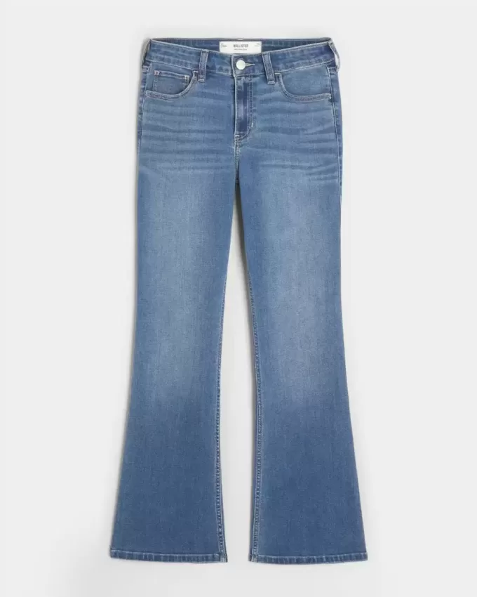 Bootcut-Jeans mit mittlerer Leibhöhe und mittlerer Waschung