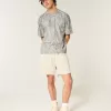Boxy Crop Heavyweight T-Shirt mit Rundhalsausschnitt und Camouflage-Muster Boxy Crop Heavyweight T-Shirt mit Rundhalsausschnitt und Camouflage-Muster