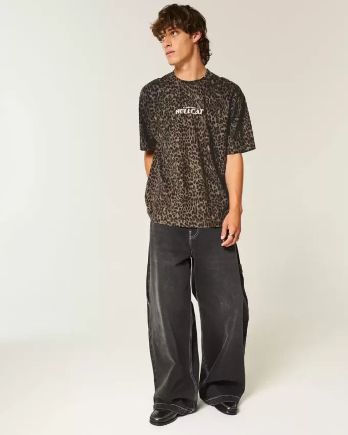 Boxy Heavyweight Dodge Hellcat Grafik-T-Shirt mit Leopardenmuster