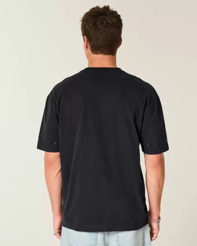 Boxy Heavyweight T-Shirt mit Rundhalsausschnitt und Sternenverzierung Boxy Heavyweight T-Shirt mit Rundhalsausschnitt und Sternenverzierung