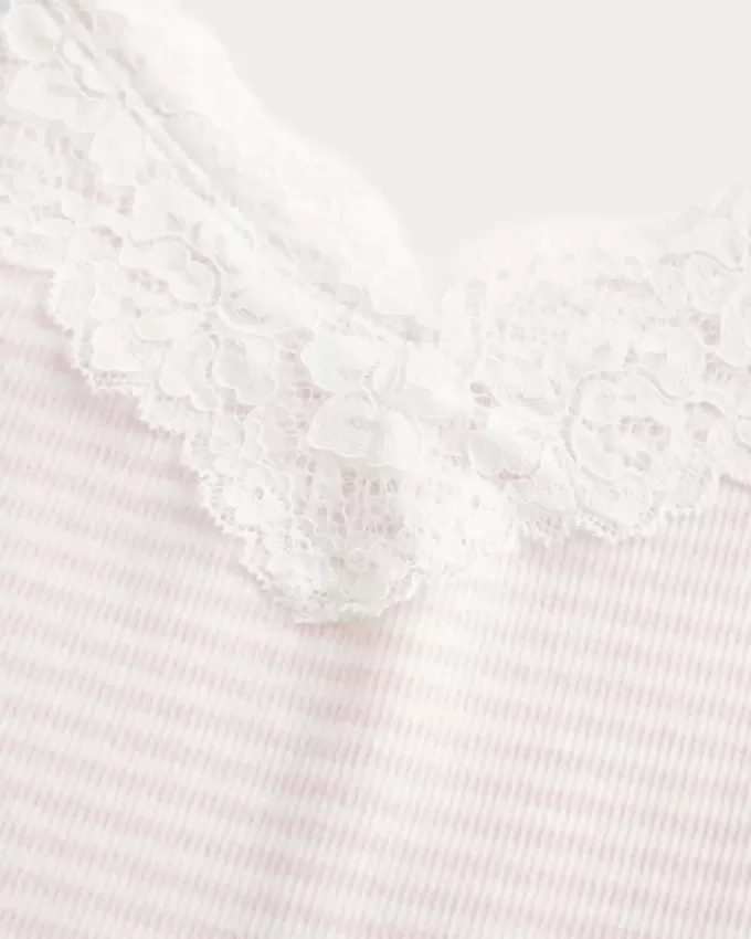 Camisole mit Spitzenbesatz Camisole mit Spitzenbesatz