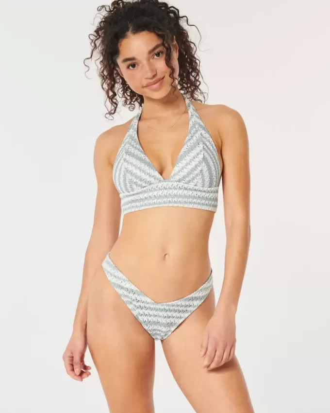 Cheeky-Bikinihose im Häkel-Stil mit hohem Beinausschnitt