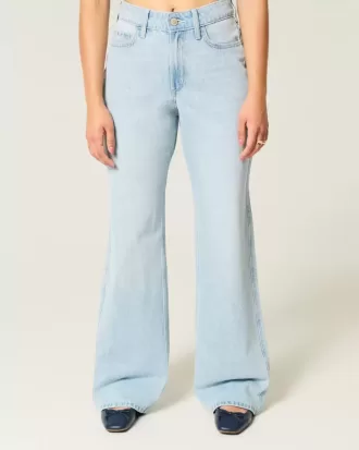 Curvy High-Rise Baggy-Jeans in heller Waschung
