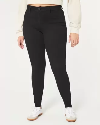 Curvy High-Rise-Jeansleggings in Schwarz