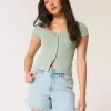 Curvy High-Rise-Jeansshorts in heller Waschung, 5 Zoll