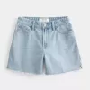 Curvy High-Rise-Jeansshorts in heller Waschung, 5 Zoll