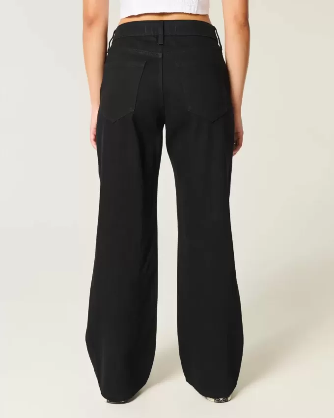 Curvy Low-Rise Baggy-Jeans in Schwarz Curvy Low-Rise Baggy-Jeans in Schwarz