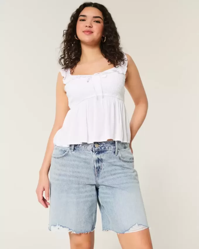 Curvy Low-Rise Baggy Jort im Distressed-Look, hell gewaschen Curvy Low-Rise Baggy Jort im Distressed-Look, hell gewaschen