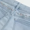 Curvy Low-Rise-Shortie-Shorts aus Denim mit heller Waschung und Blumenstickerei Curvy Low-Rise-Shortie-Shorts aus Denim mit heller Waschung und Blumenstickerei