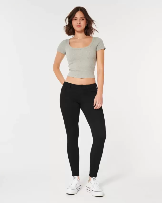 Curvy Low Rise Super Skinny Jeans in Schwarz Curvy Low Rise Super Skinny Jeans in Schwarz