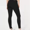 Curvy Low Rise Super Skinny Jeans in Schwarz Curvy Low Rise Super Skinny Jeans in Schwarz