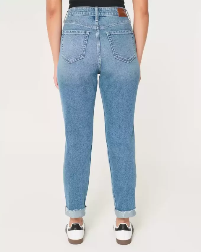 Curvy Ultra High Rise zerrissene Mom-Jeans in mittlerer Waschung
