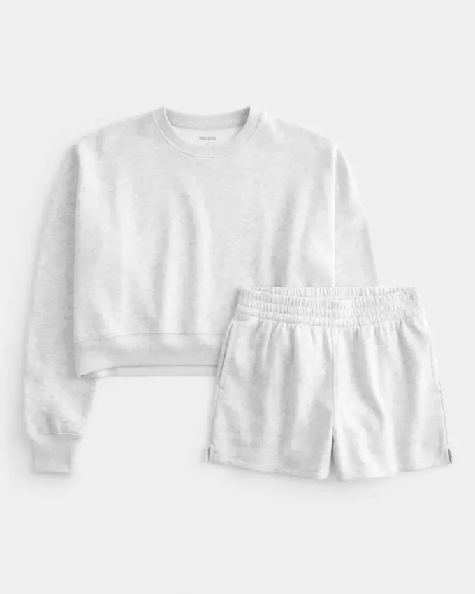 Easy Crew Sweatshirt & Fleece Shorts Bundle Easy Crew Sweatshirt & Fleece Shorts Bundle