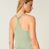 Easy Trend Drop Tanktop mit tropischer Vogelgrafik Easy Trend Drop Tanktop mit tropischer Vogelgrafik