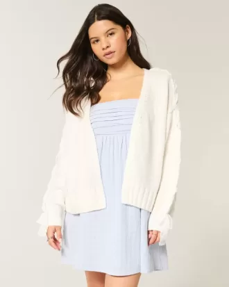 Einfacher Cardigan mit Spitzenärmeln und ohne Verschluss