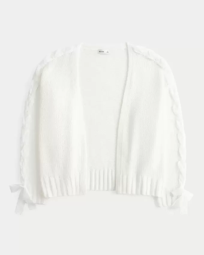 Einfacher Cardigan mit Spitzenärmeln und ohne Verschluss