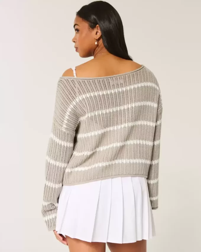 Einfacher Pullover im Häkelstil Einfacher Pullover im Häkelstil