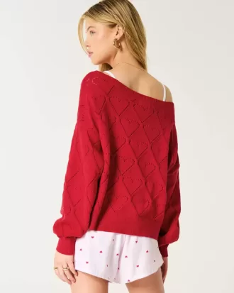 Einfacher schulterfreier Pullover mit Herzmuster