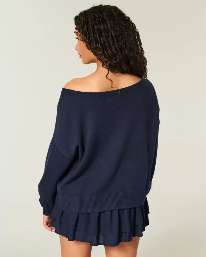 Einfacher schulterfreier Pullover mit Hundegrafik Einfacher schulterfreier Pullover mit Hundegrafik