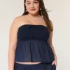 Einfaches Babydoll-Oberteil im Häkelstil Einfaches Babydoll-Oberteil im Häkelstil