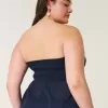 Einfaches Babydoll-Oberteil im Häkelstil Einfaches Babydoll-Oberteil im Häkelstil