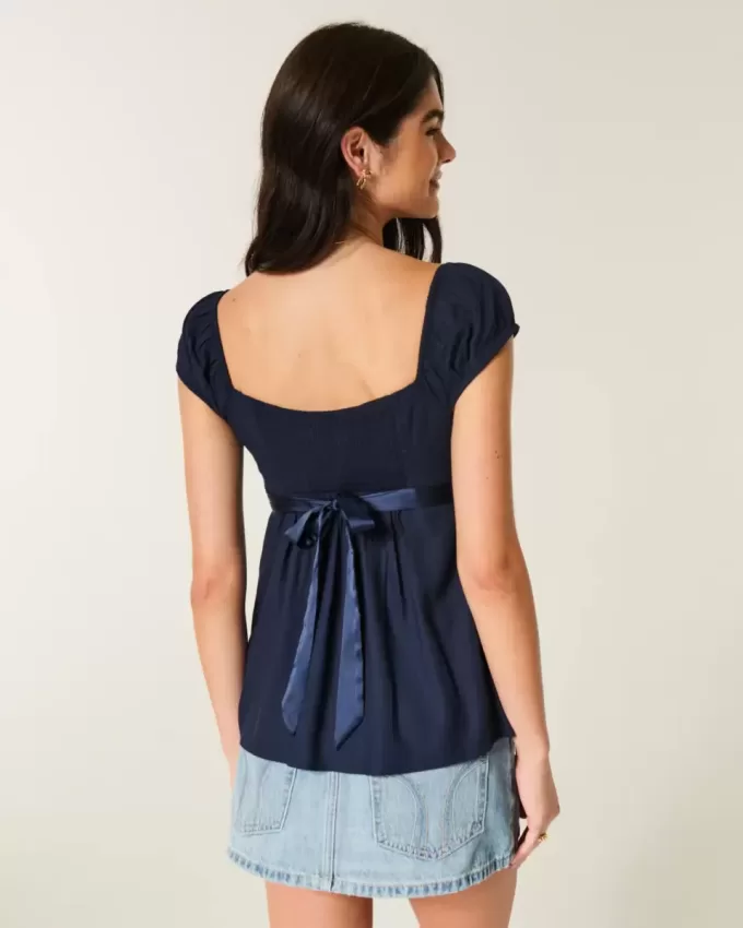 Einfaches Babydoll-Top aus Satin zum Binden