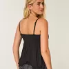 Einfaches Babydoll-Top mit Nieten