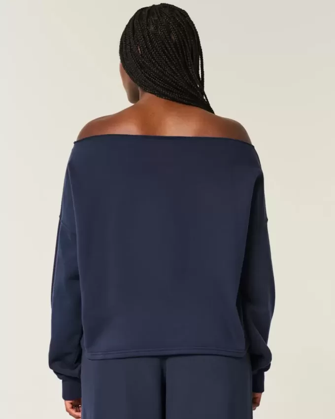 Einfaches, schulterfreies Sweatshirt mit doppelter Grafik Einfaches, schulterfreies Sweatshirt mit doppelter Grafik