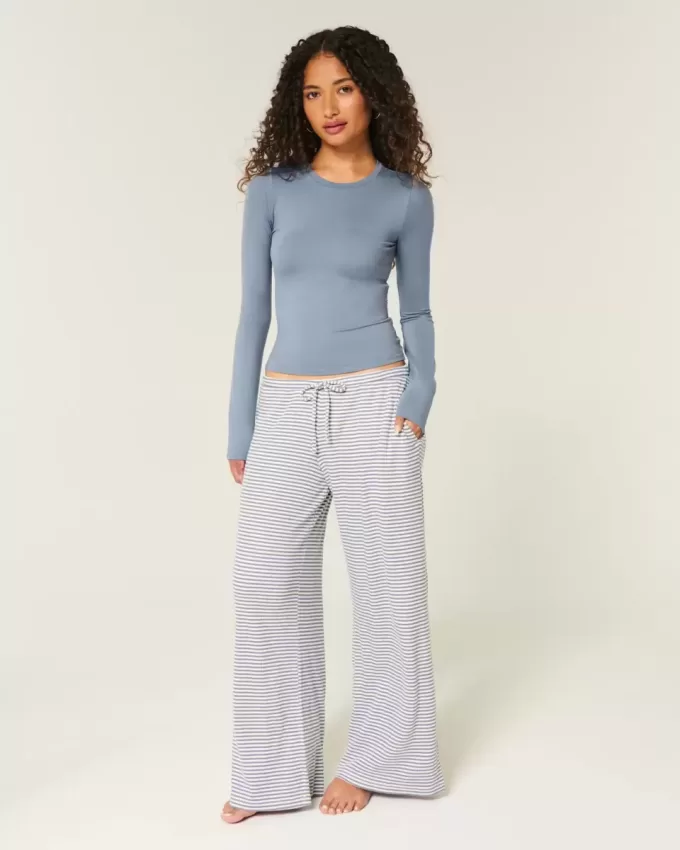 Gemütliche gerippte Hose mit weitem Bein